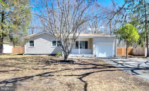 112 Iowa Ave, Egg Harbor Township, NJ 08234