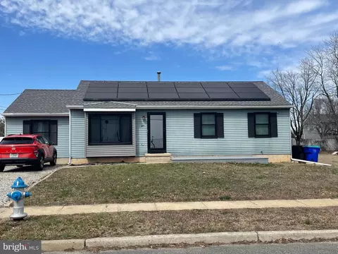 425 Pleasant St E, Hammonton, NJ 08037 photo 9