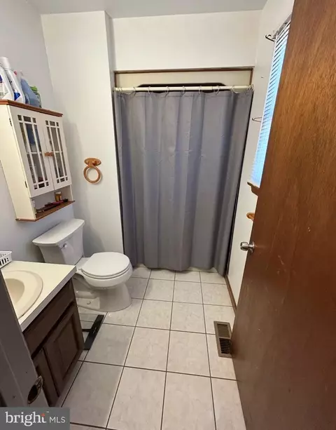 425 Pleasant St E, Hammonton, NJ 08037 photo 7