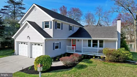 105 Lakeview E, Egg Harbor Township, NJ 08234