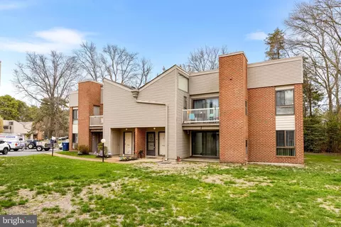 705 Camelback Ct, Mays Landing, NJ 08330
