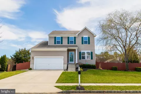 250 Sea Pine Dr, Egg Harbor Township, NJ 08234