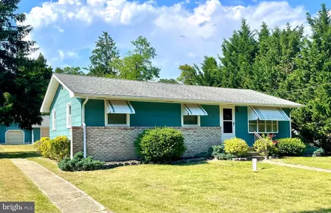 183 Chestnut Neck Rd, Port Republic, NJ 08241