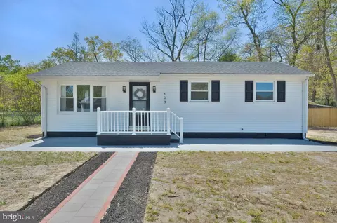 103 E Colton Ln, Williamstown, NJ 08094