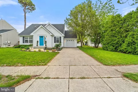 120 Bonita Dr, Egg Harbor Township, NJ 08234