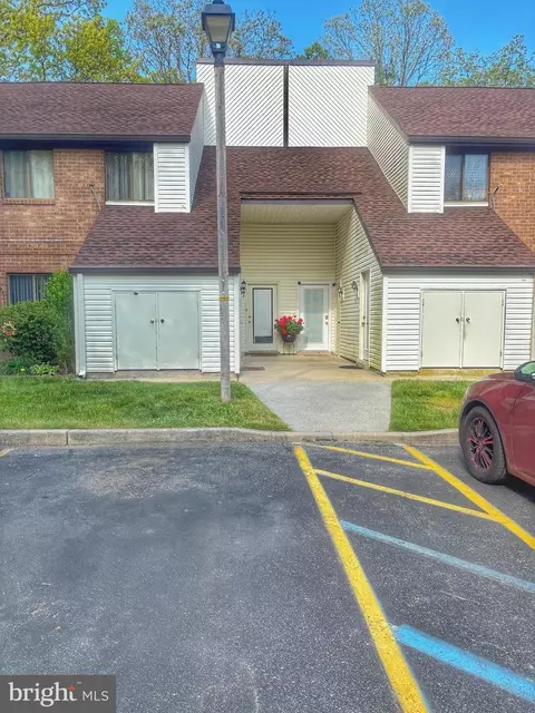 15 Country Oak Ln, Egg Harbor Township, NJ 08234
