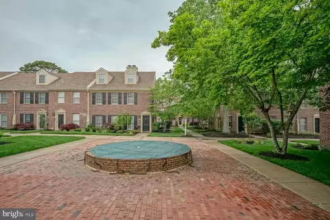 1541 Madison Ct, Mays Landing, NJ 08330
