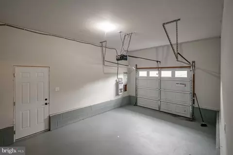 Entry Way - 440 N Packard St, Hammonton, NJ 08037 photo 4 of 4