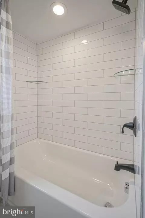 Bath - 440 N Packard St, Hammonton, NJ 08037 photo 1 of 3