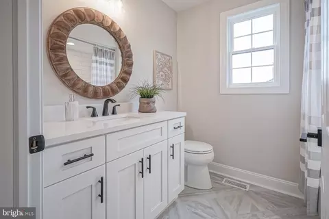 Bath - 440 N Packard St, Hammonton, NJ 08037 photo 2 of 3