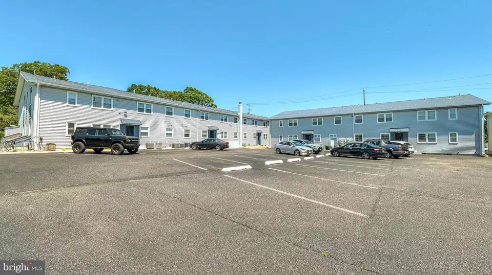 Exterior - 532 B Sunrise Ave, Somers Point, NJ 08244 photo 4 of 4