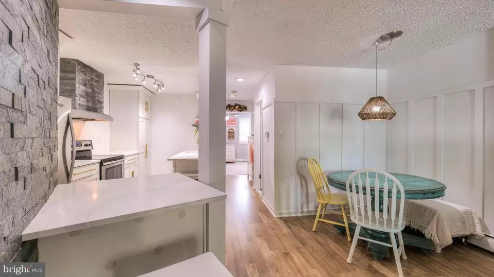 Entry Way - 532 B Sunrise Ave, Somers Point, NJ 08244 photo 1 of 2