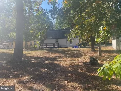 Exterior - 202 Wayne Ave, Williamstown, NJ 08094 photo 5 of 8