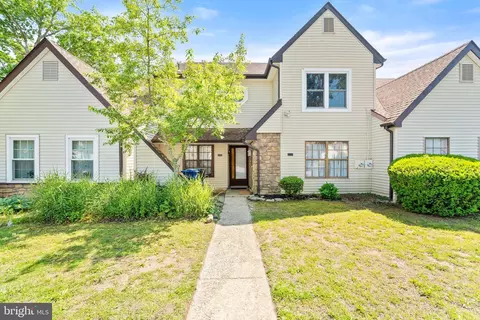 3230 Juniper Ct, Mays Landing, NJ 08330