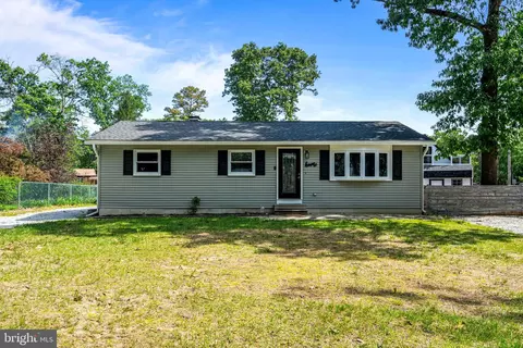 116 Carol Ln, Williamstown, NJ 08094