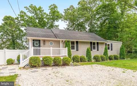 122 Carver Ave, Egg Harbor Township, NJ 08234