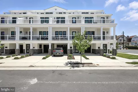 1 Austin Ave #B, Ventnor City, NJ 08406