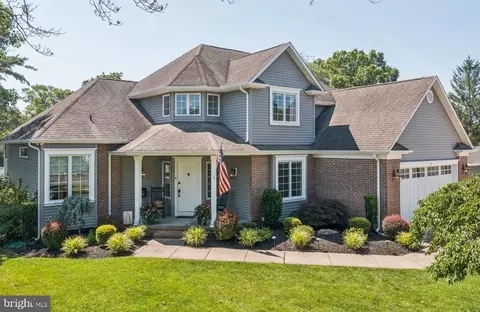 610 Passmore Ave, Hammonton, NJ 08037