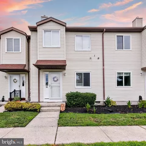 14 Jamestown Blvd, Hammonton, NJ 08037