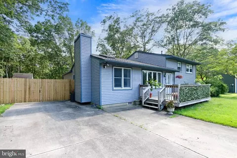 300 E Key Dr, Absecon, NJ 08205