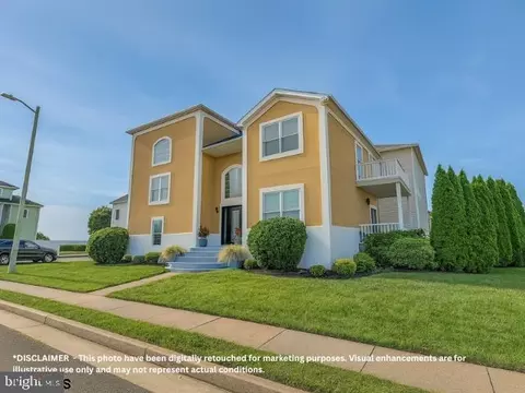 909 N Burghley Ave, Ventnor City, NJ 08406