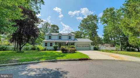 14 Cordelia Ln, Absecon, NJ 08201