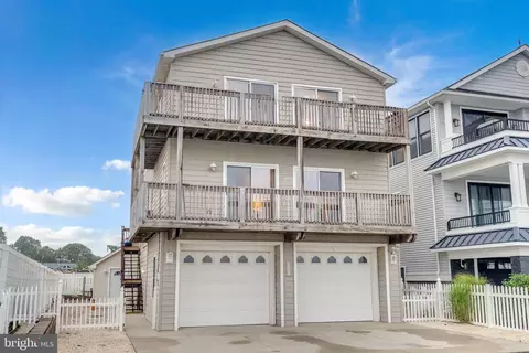 557 Launch Ave, Somers Point, NJ 08244