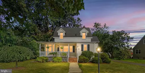 435 Grape St, Hammonton, NJ 08037