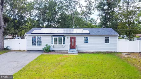 519 Wharton Park Blvd, Hammonton, NJ 08037