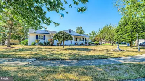 3 Fresh Spring Cv, Somers Point, NJ 08244