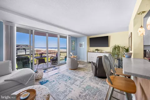 4800 Boardwalk #304, Ventnor City, NJ 08406