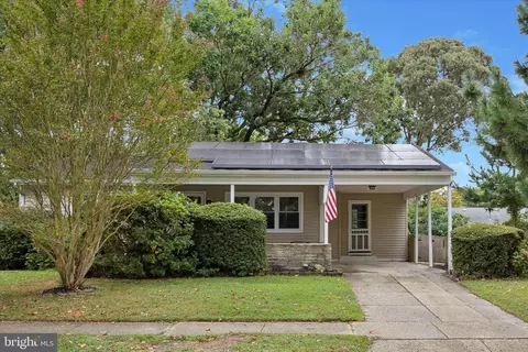 18 Colwick Dr, Somers Point, NJ 08244