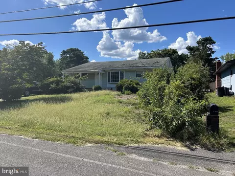 9 14th St, Williamstown, NJ 08094
