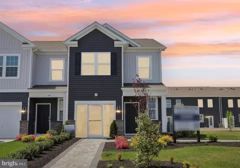126 Corolla Dr, Egg Harbor Township, NJ 08234