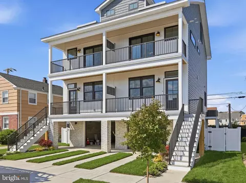 202 N Harding Ave, Margate City, NJ 08402