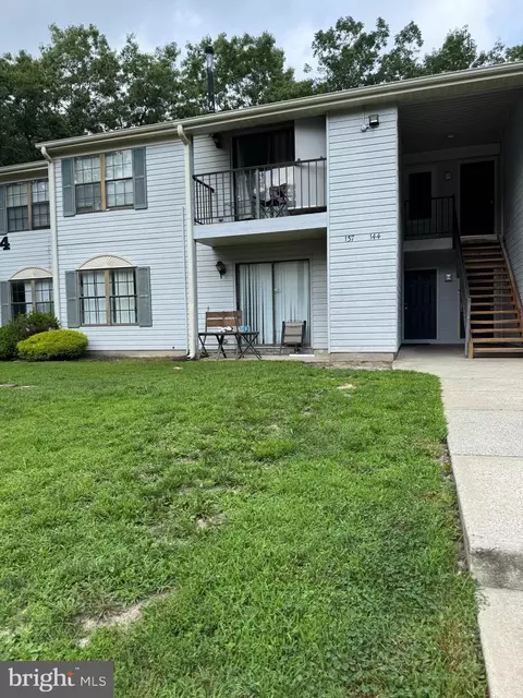 137 Liberty Ct, Absecon, NJ 08205