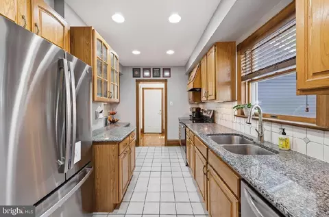 369 S 3rd St, Hammonton, NJ 08037 photo 17