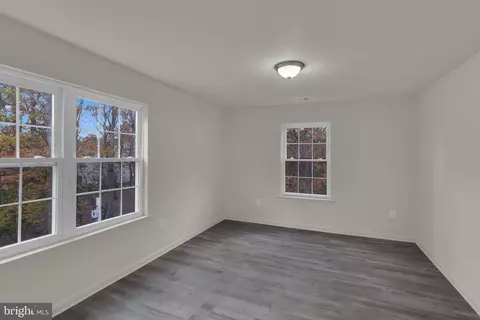 Entry Way - 36 Apache Ct, Absecon, NJ 08205 photo 3 of 3