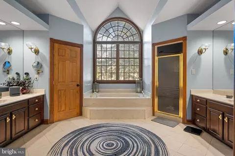 Entry Way - 632 E Lost Pine Wway Rd, Galloway, NJ 08205 photo 1 of 4