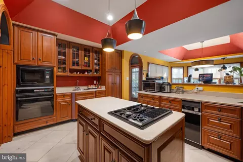 Kitchen - 632 E Lost Pine Wway Rd, Galloway, NJ 08205 photo 5 of 6