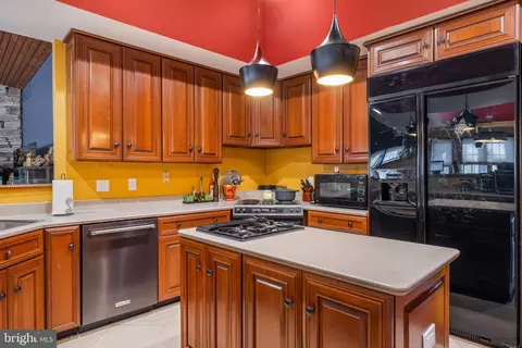 Kitchen - 632 E Lost Pine Wway Rd, Galloway, NJ 08205 photo 3 of 6