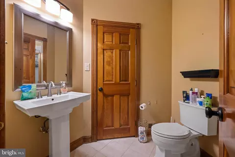 Entry Way - 632 E Lost Pine Wway Rd, Galloway, NJ 08205 photo 4 of 4