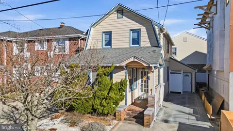 27 N Newark Ave, Ventnor City, NJ 08406