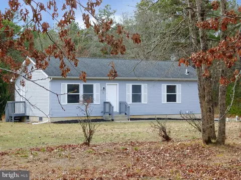 618 Woodbury Rd, Mays Landing, NJ 08330
