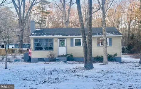 92 Cape May Ave, Dorothy, NJ 08317