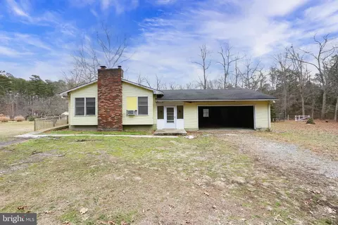 271 5th Ave, Egg Harbor City, NJ 08215