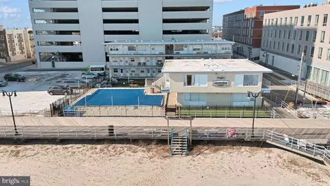 3801 Boardwalk B4 #B4, Atlantic City, NJ 08401