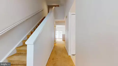 Entry Way - 668 Lakefront Cir, Galloway, NJ 08205 photo 2 of 5