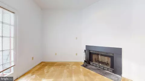Living - 668 Lakefront Cir, Galloway, NJ 08205 photo 1 of 7