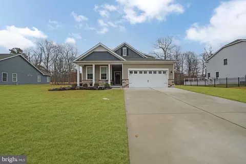 156 Laquinta Dr, Egg Harbor Township, NJ 08234